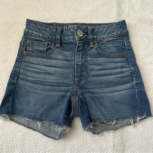 Women’s American Eagle Outfitters Stretchy Jean Shorts Size 00